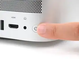 Mac Studio (2023) Safety Precautions and Backup