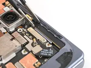 Google Pixel 10 Pro Fold 5G mmWave Antenna Installation