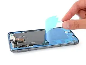 Neuen Displaykleber am Google Pixel 8 Pro anbringen