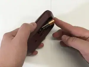 Magnete an der Microsoft Surface Mobile Mouse reparieren