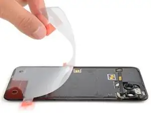 Wie man die Klebestreifen der Rückabdeckung eines Google Pixel 4 tauscht