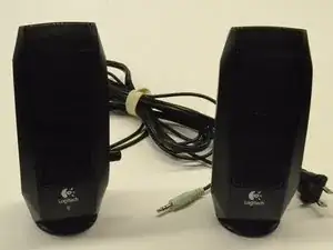 Logitech S120 Slim Mini Stereo Lautsprecher Teardown
