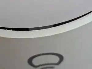 Removing the diffuser of the LIFX Colour A60