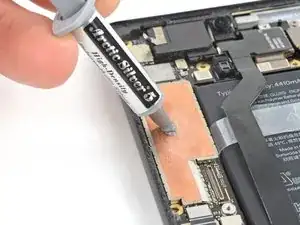 Wie man Wärmeleitpaste in Smartphones aufträgt