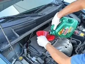 2008-2015 Scion xB Oil Change