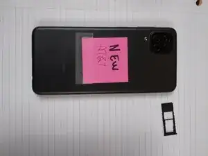 Demontage des Samsung Galaxy A12