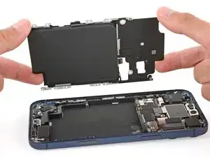 iPhone 17 Pro Max Akku entfernen