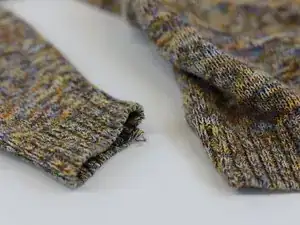 Laufmasche in einem Strickteil reparieren