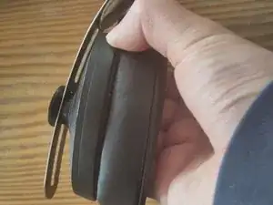 Batterie vom Sennheiser Momentum 3 Wireless tauschen