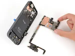 Google Pixel 9a Logic Board entfernen