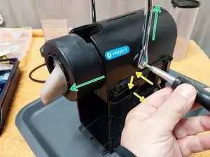 UMX1AvxqX1ilBLLO