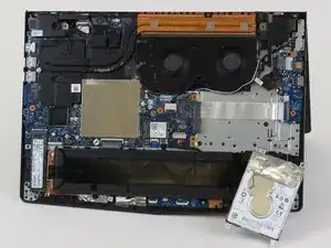 Lenovo Legion Y520-15IKBN Festplatte tauschen