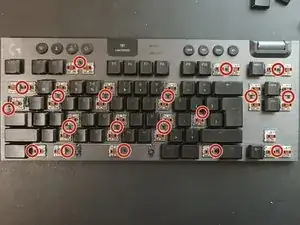 Logitech G915 TKL Kabellos (Taktil) Teardown