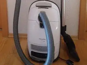 Miele S8340 Staubsauger