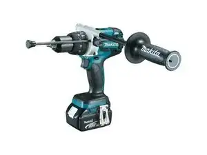 Makita XPH07M