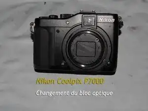 Nikon Coolpix P7000 zerlegen