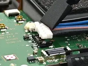 Nintendo Switch 2 Akku anschließen