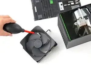Xbox Series X öffnen und reinigen