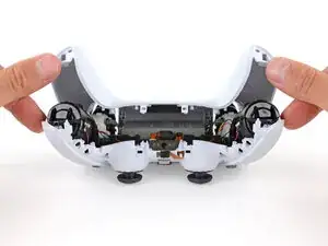 Sony DualSense Controller Gehäuseunterteil abtrennen
