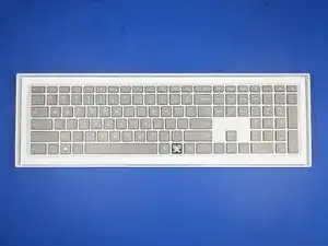 Auseinanderbauen der Microsoft Surface Tastatur (WS2-00025)