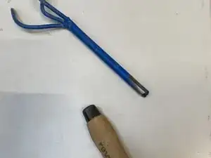 Handle refixed