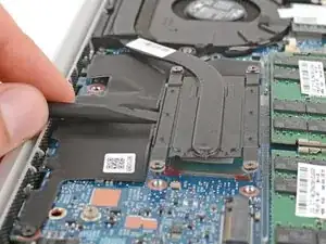 HP EliteBook 840 Aero G8 Kühlkörper hochhebeln