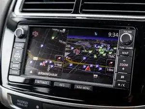 Mitsubishi MMCS NR-242 Serie mit SD