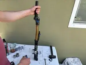 uYlvl5uGuUIFlZoc