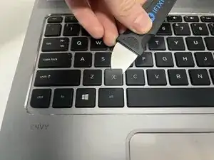 vSLyDwhvVw1UTQXN