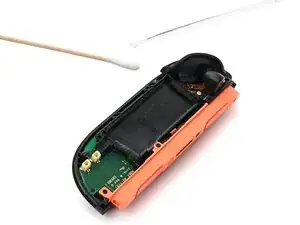 Joy-Con 2 (rechts) Akku einbauen