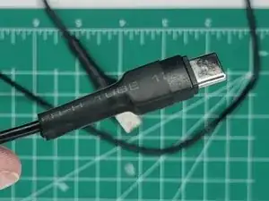 Verstärkung eines ausgefransten oder defekten Ladekabels