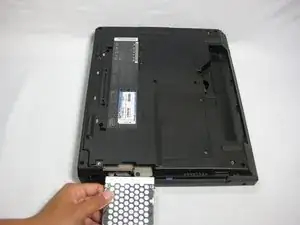 Disassembling IBM ThinkPad A30 Hard Drive