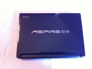 Acer Aspire One D255E - Removing the Back Access Panel