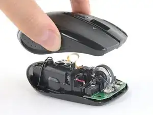 Logitech VX Nano Wireless Mouse Opening Procedure