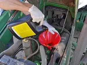 John Deere 870 Oil Change