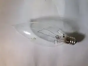 Crayola Crayon Maker Light Bulb Removal and Replacement