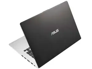 ASUS VivoBook S300C