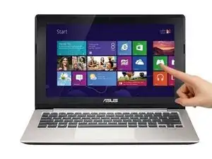 Asus VivoBook S200E