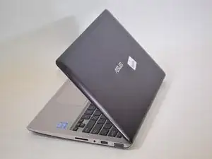 Asus VivoBook Q200E-BSI3T08