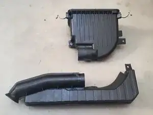 How to remove the 2010-2017 Suzuki Swift air intake box