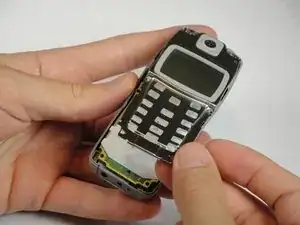 Disassembling Nokia 1100b RH-36