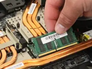 MSI GT75VR 7RF Titan Pro RAM Card Replacement