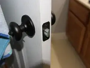 How to fix a door that won't latch