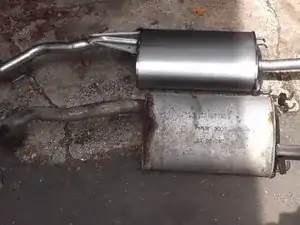 Muffler