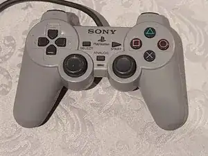 Sony PlayStation Dual Analog Controller (SCPH-1180)