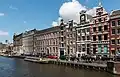 Diese Häuser in Amsterdam zeigen, wie man früher gern die Renaissance nachgemacht hat.