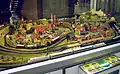 Modelleisenbahnen und andere Modelle sind auch maßstabsgetreu. Die Größe des Originals wurde um einen festgelegten Wert verkleinert.