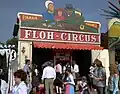 Ein Flohzirkus auf dem Oktoberfest in München