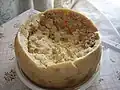 Von Sardinien, einer italienischen Insel, kommt dieses Gericht mit Käse und lebenden Maden.