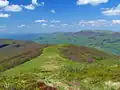 Baumlose Bergweiden in den polnischen Beskiden